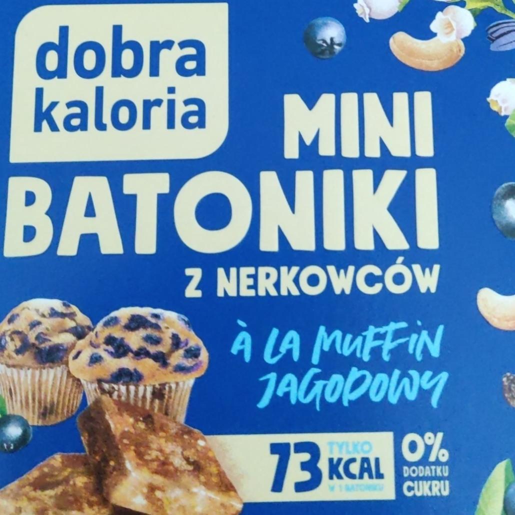 Zdjęcia - Mini Batoniki z nerkowców à la muffin jagodowy Dobra Kaloria