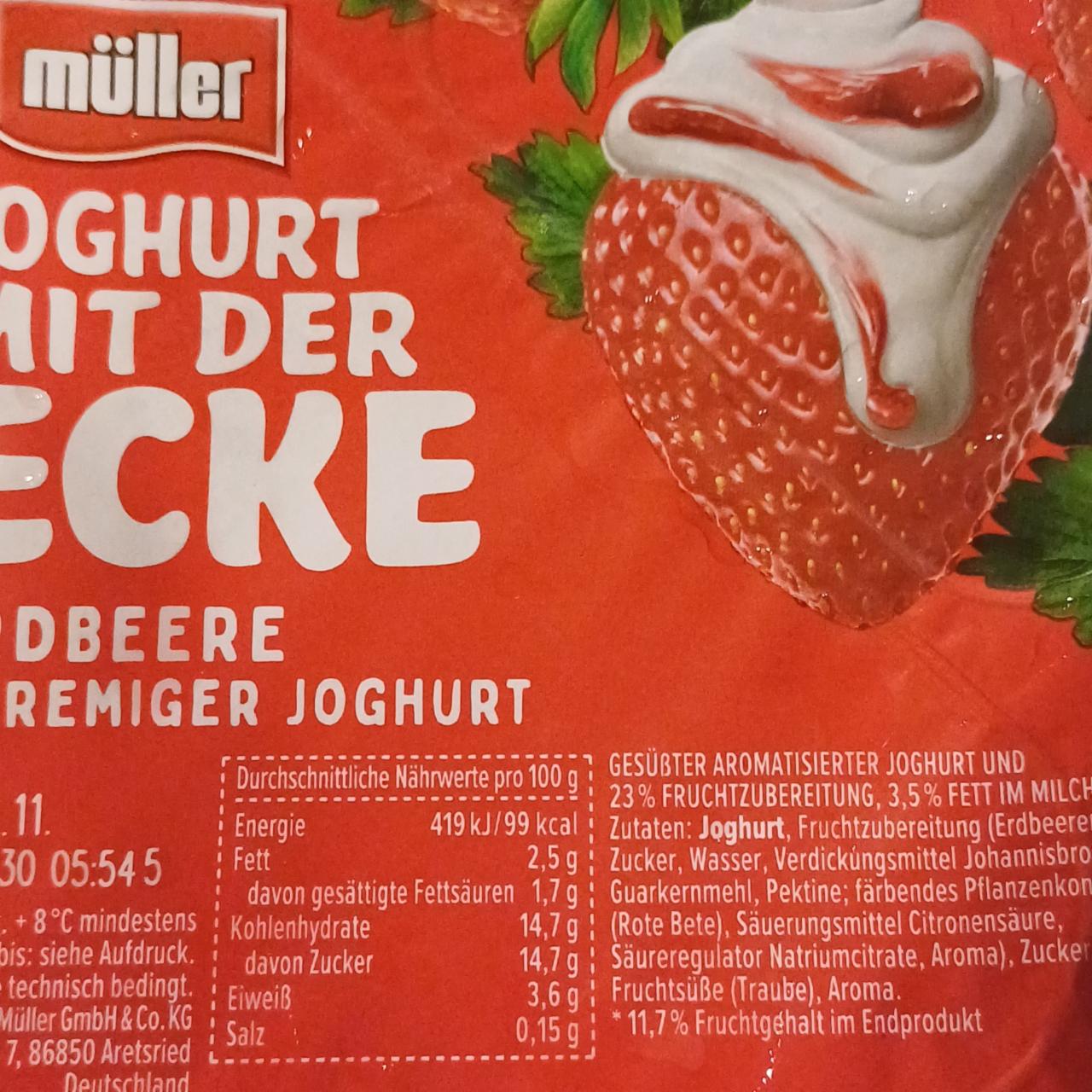 Zdjęcia - Joghurt mit der ecke erdbeere joghurt Müller