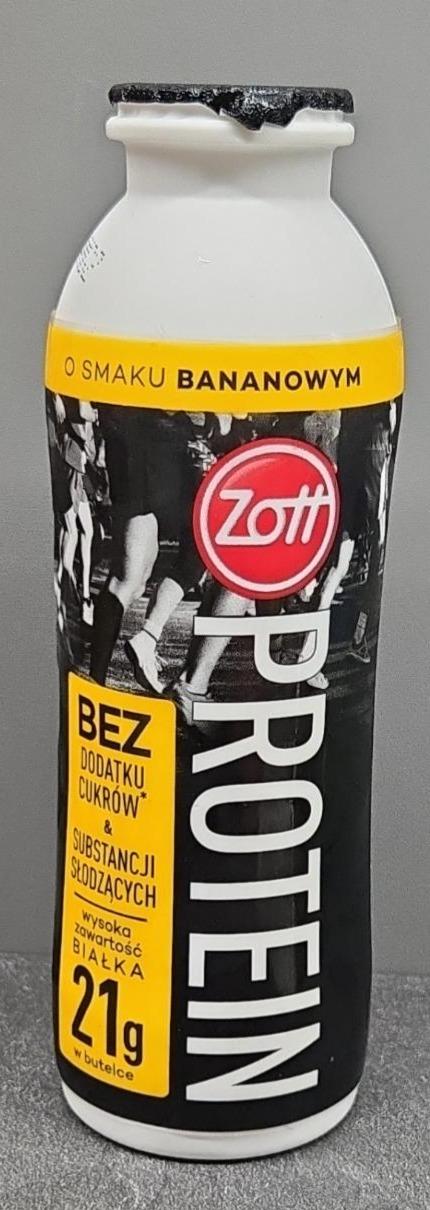 Zdjęcia - Zott Protein Napój mleczny o smaku bananowym 250 ml