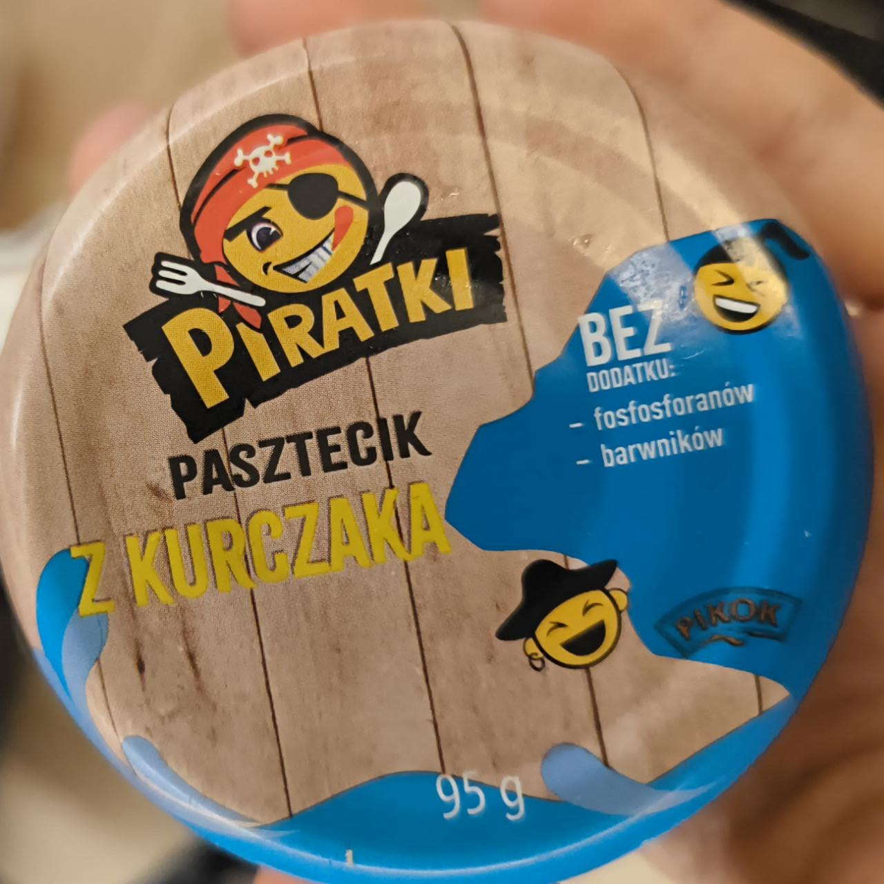 Zdjęcia - Pasztecik drobiowy Piratki