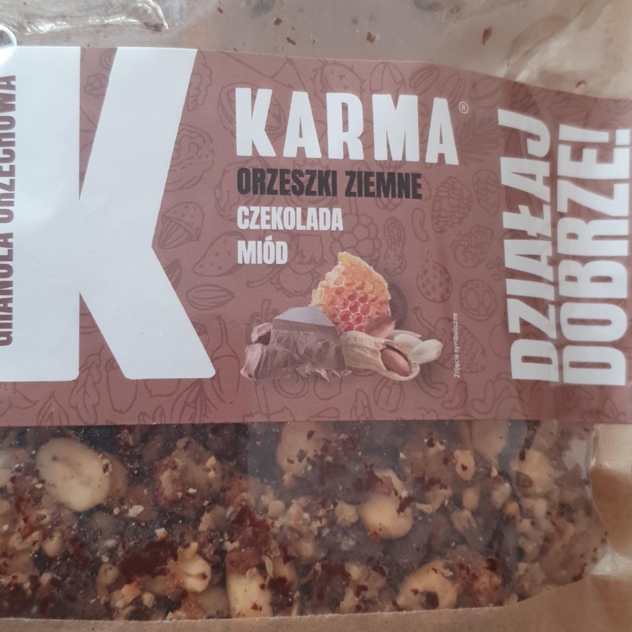 Zdjęcia - Granola z orzeszkami ziemnymi i czekoladą Karma