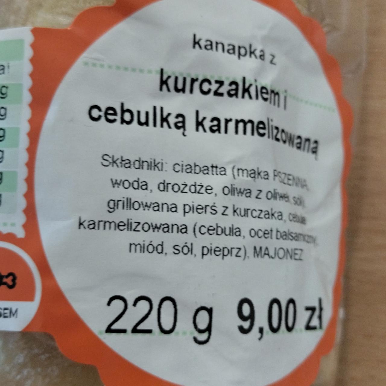 Zdjęcia - Kanapka z kurczakiem i cebulką karmelizowaną Ślimak