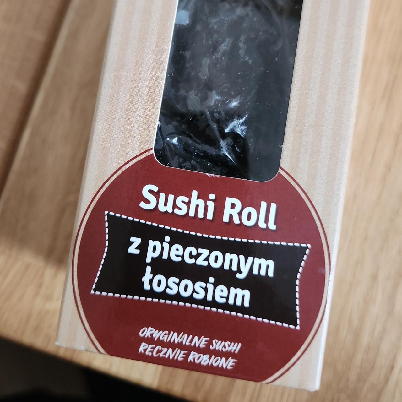 Zdjęcia - Sushi roll z pieczonym łosisiem Lucky Fish