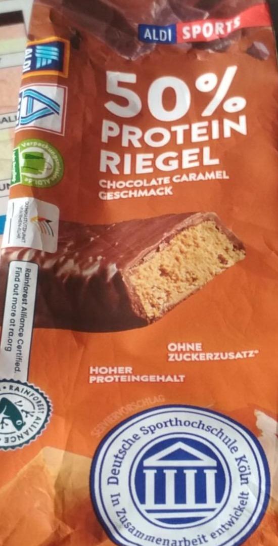 Zdjęcia - Riegel 50% protein chocolate caramel geschmack Aldi Sports