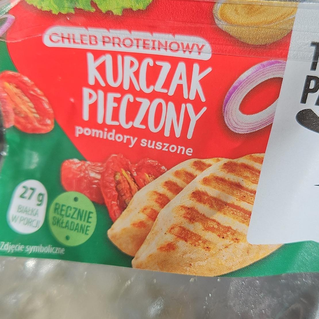 Zdjęcia - Chleb proteinowy kurczak pieczony pomidory suszone Tomcio Paluch