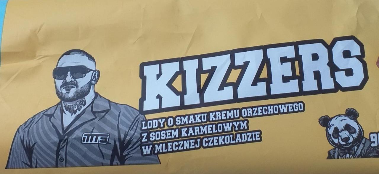 Zdjęcia - Lody o smaku kremu orzechowego z sosem karmelowym w mlecznej czekoladzie Kizzers