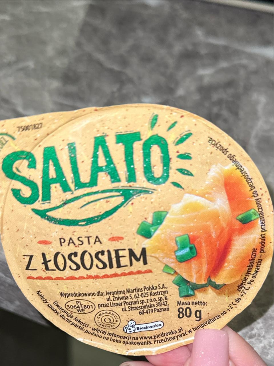 Zdjęcia - Pasta z łososiem Salato