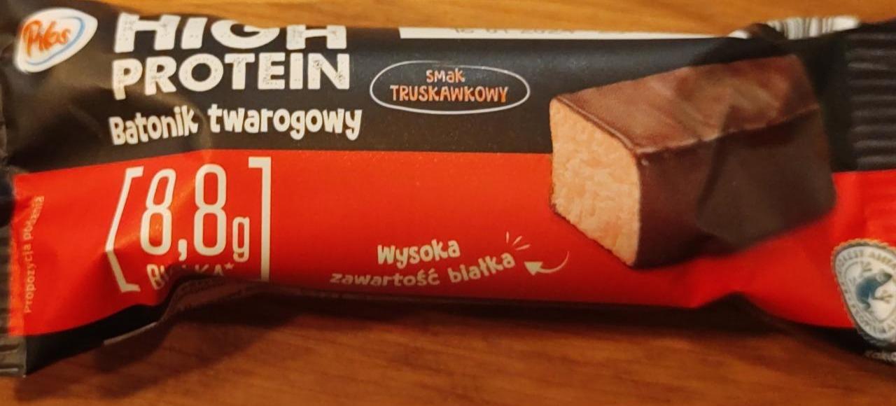 Zdjęcia - Baton proteinowy twarogowy o smaku truskawkowym Pilos