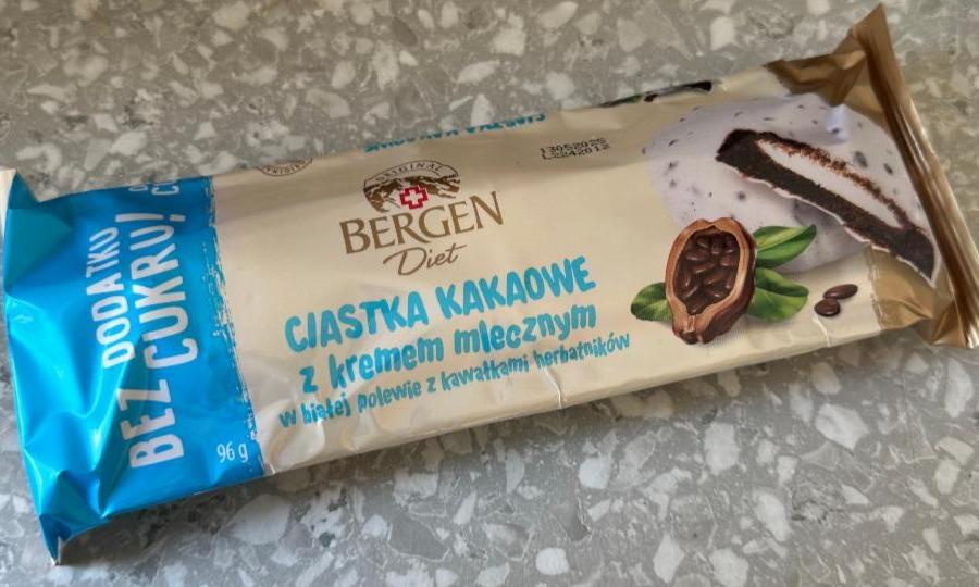 Zdjęcia - Ciastka kakaowe z kremem mlecznym Bergen diet