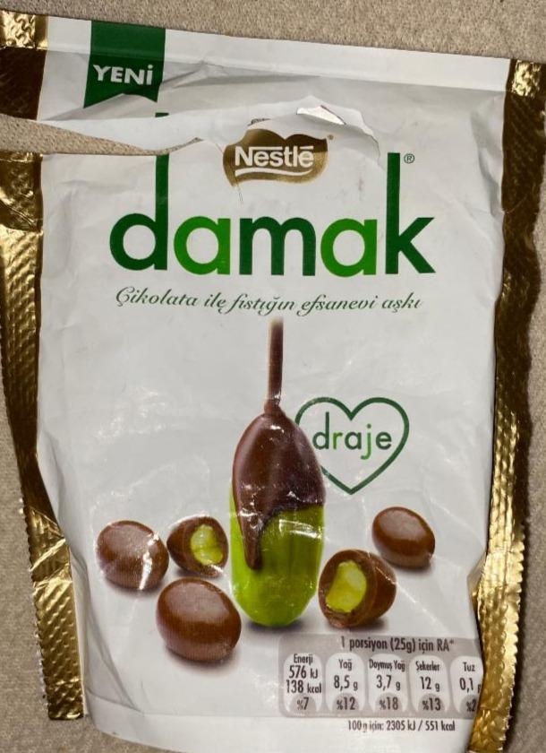 Zdjęcia - Damak Sütlü Çikolata Kaplı Antep Fıstıklı Draje Nestlé