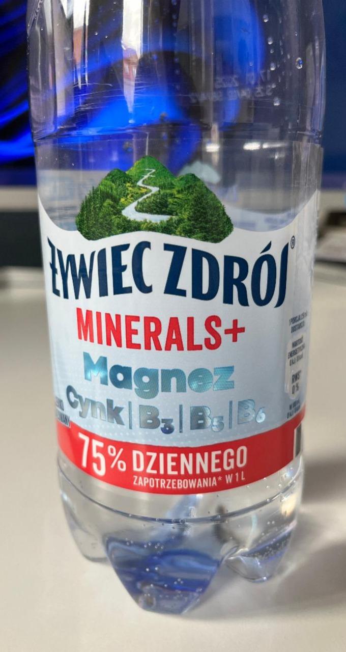 Zdjęcia - Minerals+ Żywiec Zdrój