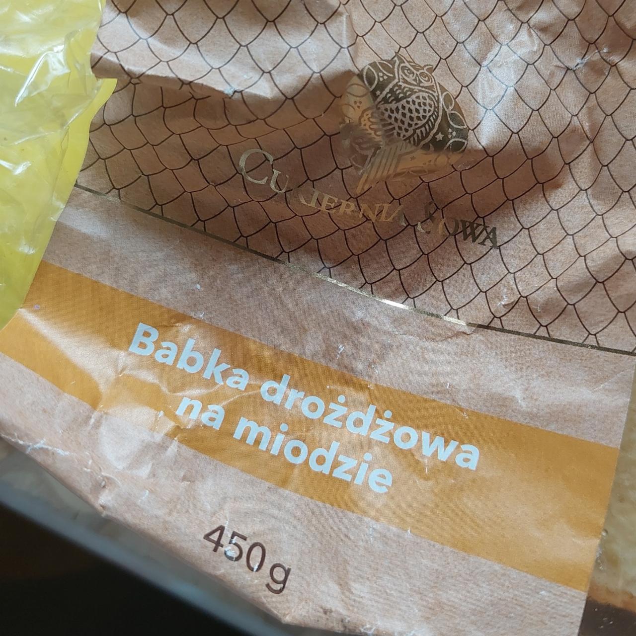 Zdjęcia - Babka drożdżowa na miodzie Cukiernia sowa