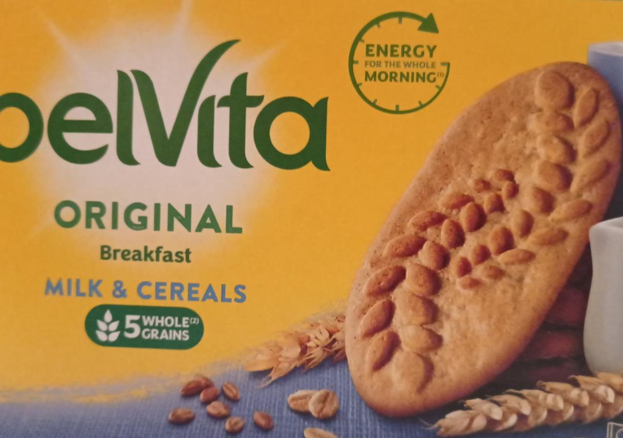 Zdjęcia - belVita Breakfast Ciastka zbożowe z mlekiem 300 g