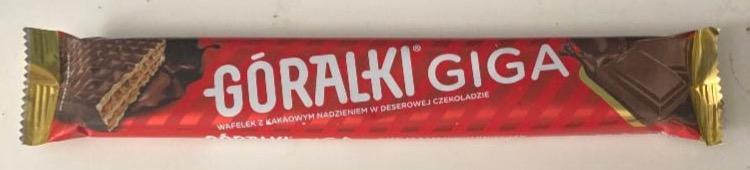 Zdjęcia - Góralki Giga Wafelek z kakaowym nadzieniem w deserowej czekoladzie 50 g