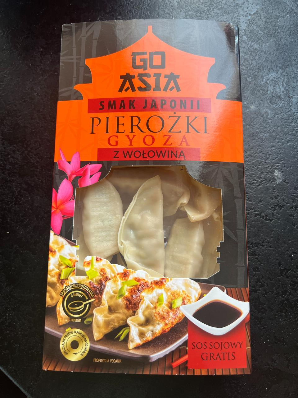 Zdjęcia - Pierożki gyoza z wołowiną Go Asia