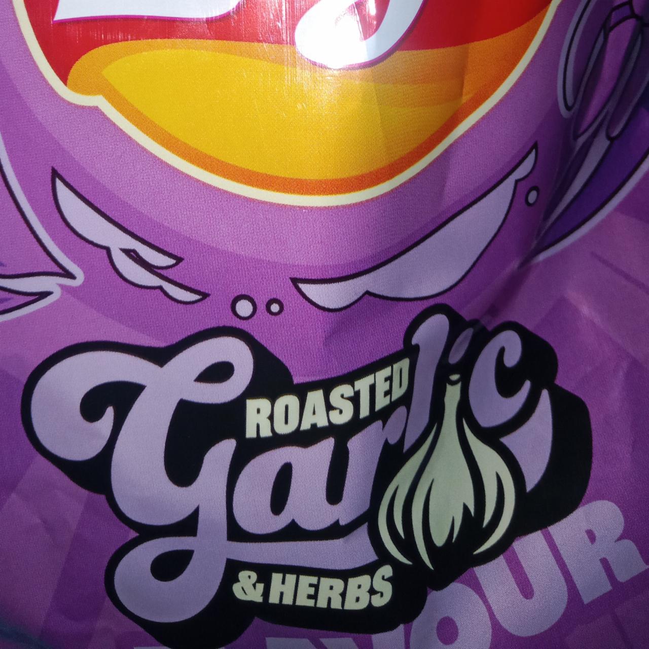 Zdjęcia - Roasted garlic & herbs flavour Lay's