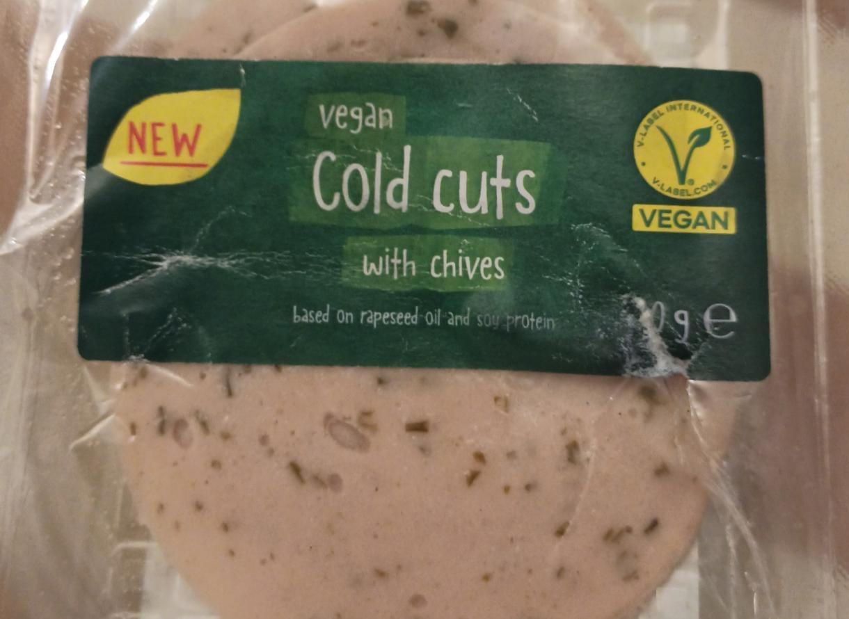 Zdjęcia - Vegan cold cuts with chives Vemondo