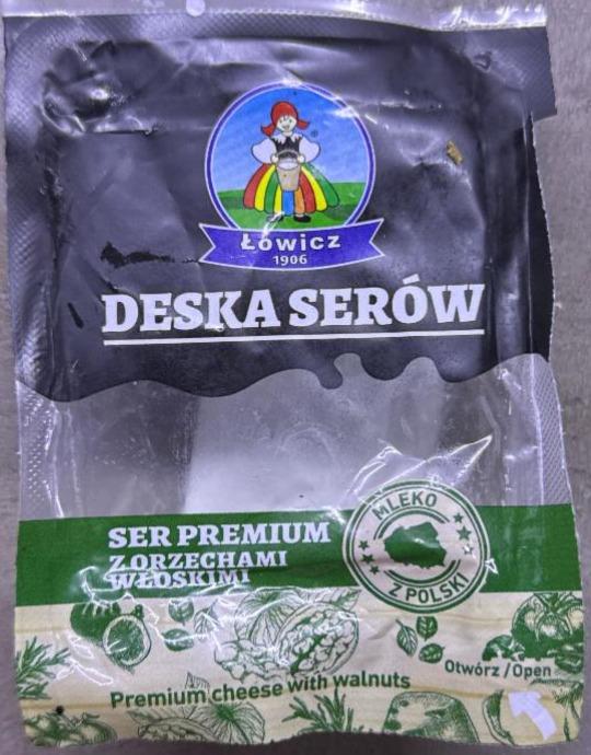 Zdjęcia - Deska serów ser premium z orzechami włoskimi Łowicz