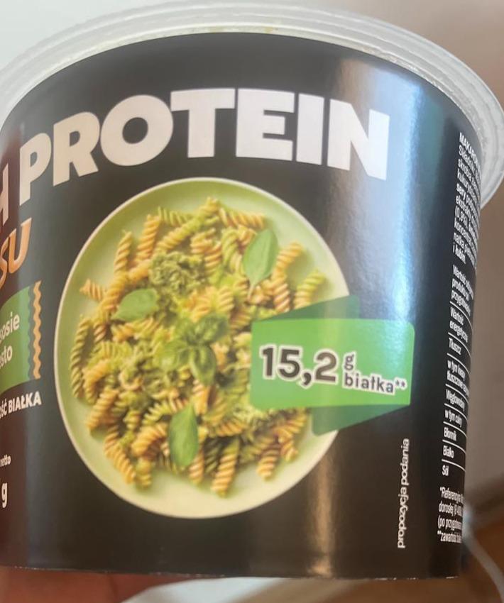 Zdjęcia - Makaron w sosie kremowe pesto high protein Kuksu