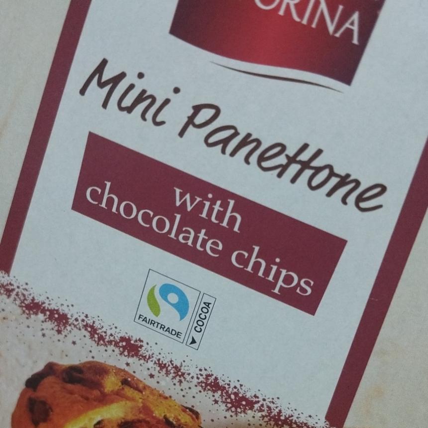 Zdjęcia - Mini panettone with chocolate chips Favorina