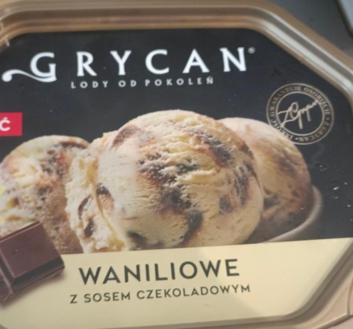 Zdjęcia - Lody waniliowe z sosem czekoladowym Grycan