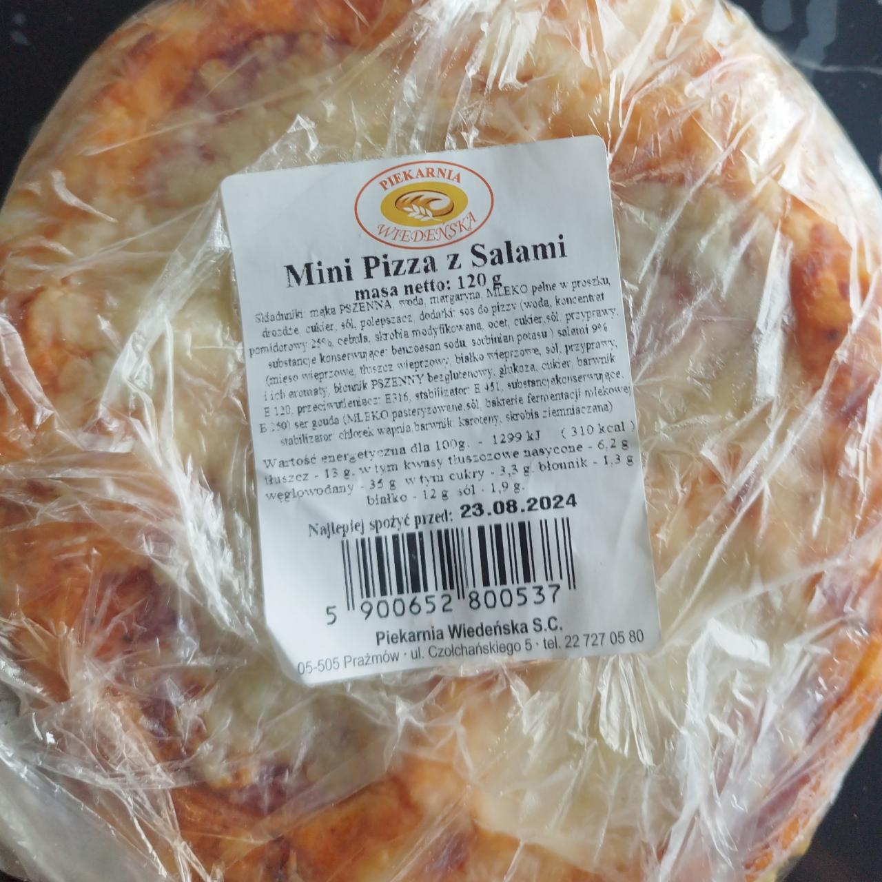 Zdjęcia - Mini pizza z salami Piekarnia Wiedeńska