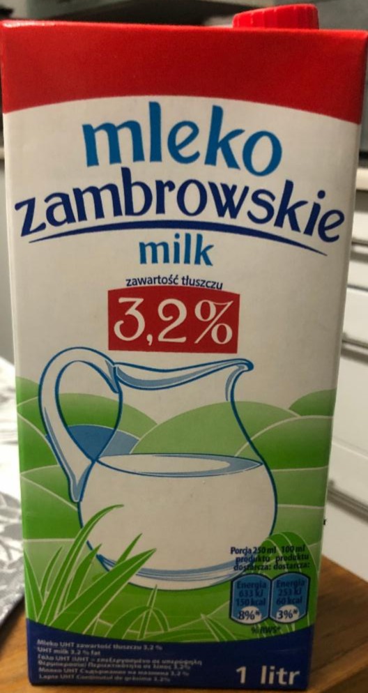 Zdjęcia - Mleko zambrowskie UHT 3,2 %