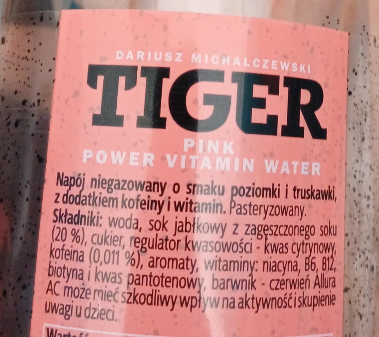 Zdjęcia - Pink power vitamin water Tiger