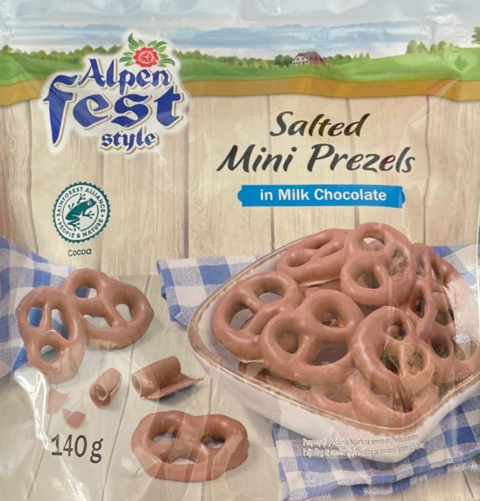 Zdjęcia - Salted Mini Prezels in milk chocolate Alpen fest style