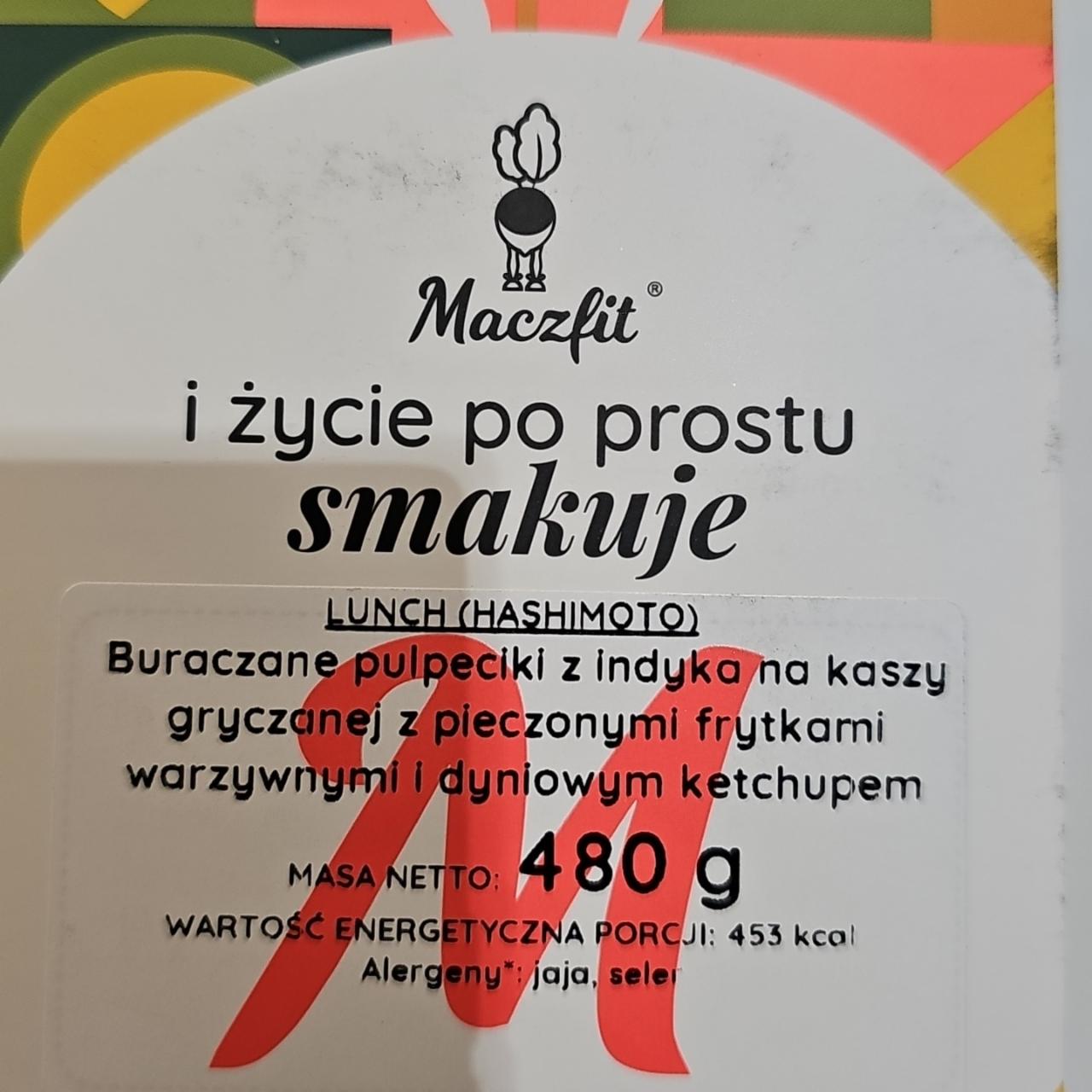 Zdjęcia - Buraczane pulpeciki z indyka na kaszy gryczanej z pieczonymi frytkami warzywnymi i dyniowym ketchupem Maczfit