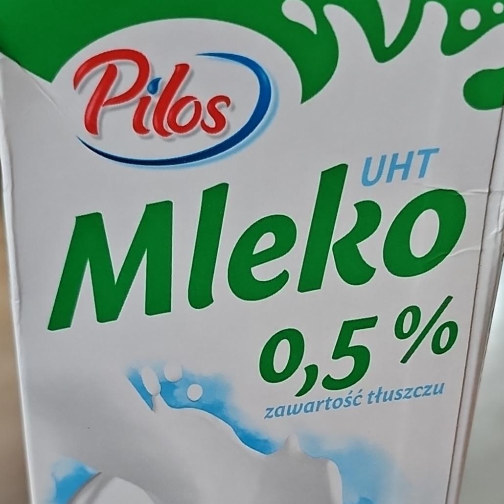 Zdjęcia - Mleko uht 0,5% Pilos